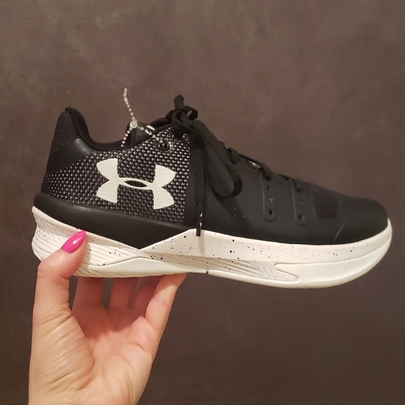 under armour memory foam sneakers